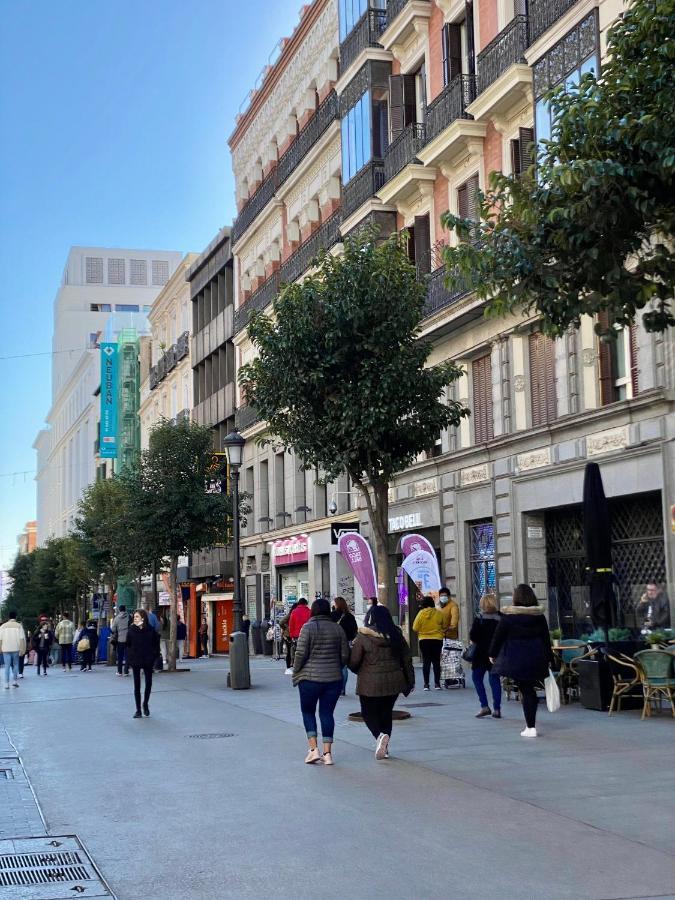 Charming Gran Via Madrid Appartamento Esterno foto